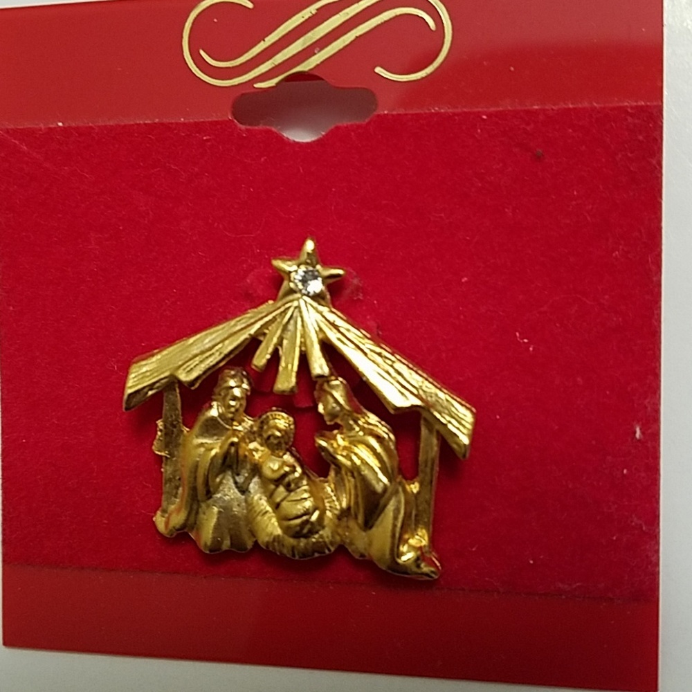 ⚛FLASH SALE⚛Gold Nativity pin